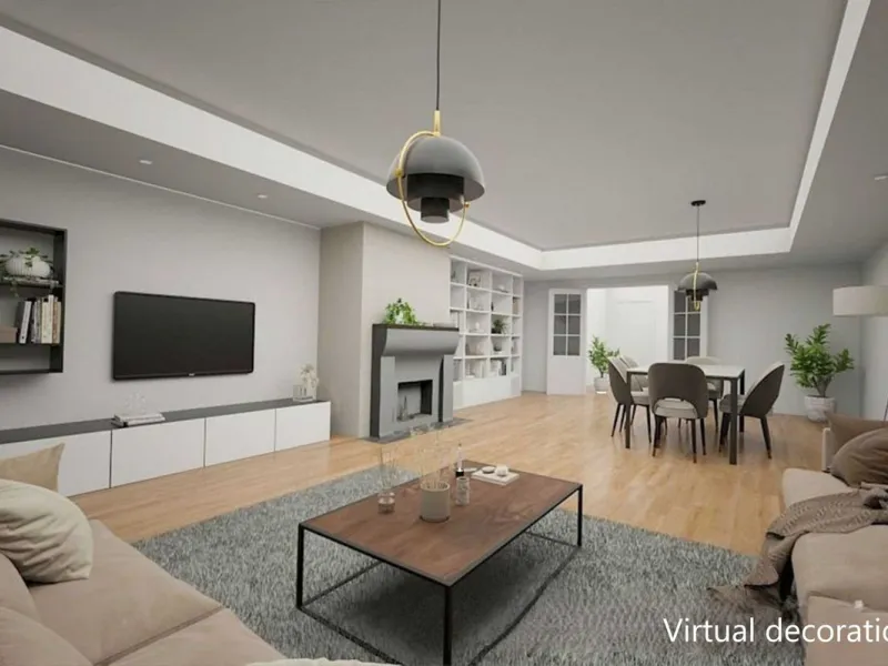 This spacious apartment is located within an exclusive development in Las Lomas del Marbella Club, on Marbella's prestigious Golden Mile — just 2 minutes from Puente Romano and the beach.