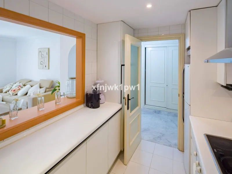 Fantastic two-bedroom apartment for sale in the highly sought-after Marina Banús residential complex, located in the heart of Puerto Banús, Marbella. This modern and spacious property offers the perfect combination of lifestyle, comfort, and investment va