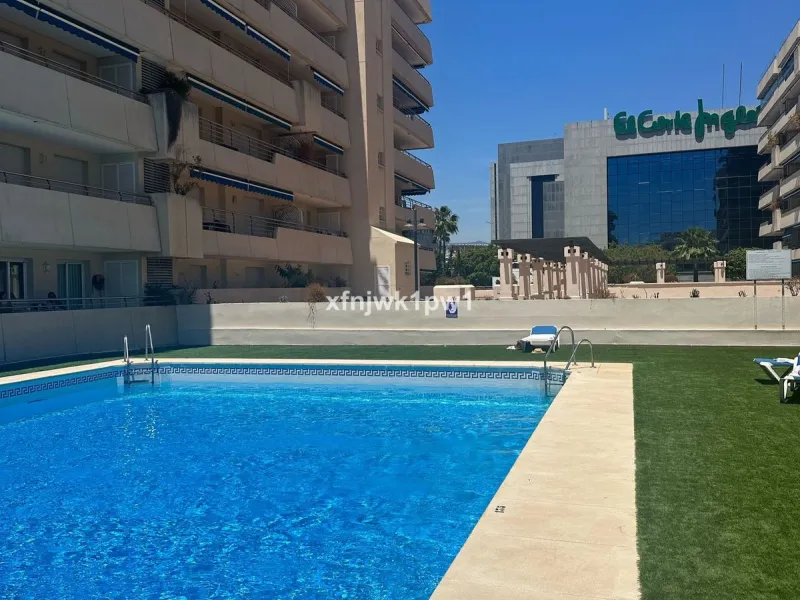 Fantastic two-bedroom apartment for sale in the highly sought-after Marina Banús residential complex, located in the heart of Puerto Banús, Marbella. This modern and spacious property offers the perfect combination of lifestyle, comfort, and investment va