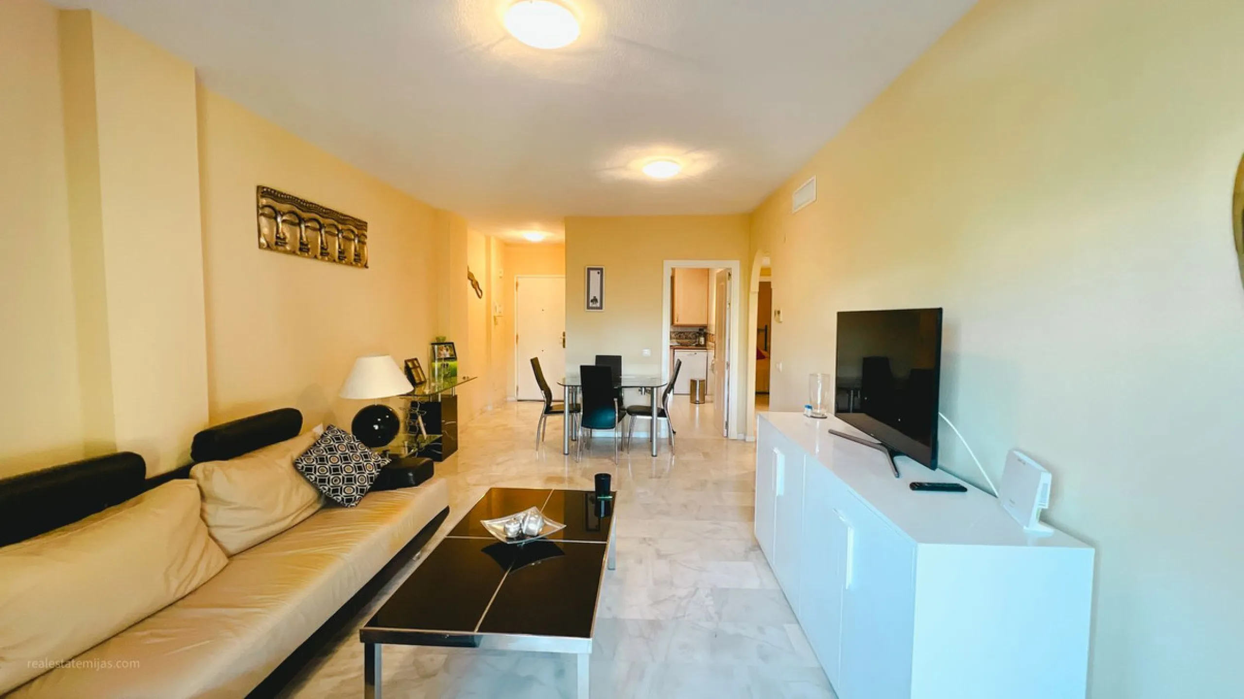 Bright 2-Bedroom Apartment in Peaceful Community – Reserva de Marbella