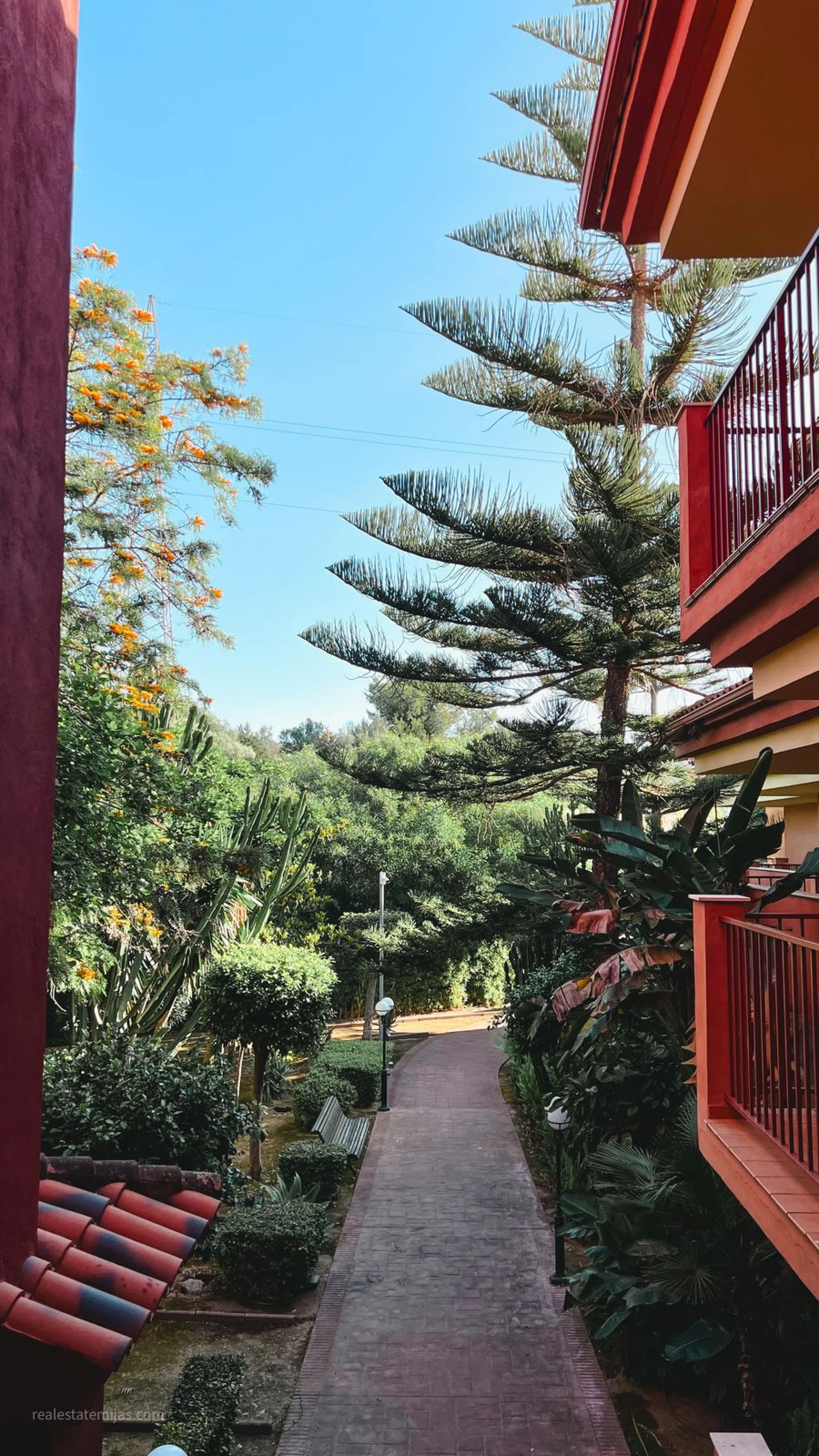 Bright 2-Bedroom Apartment in Peaceful Community – Reserva de Marbella