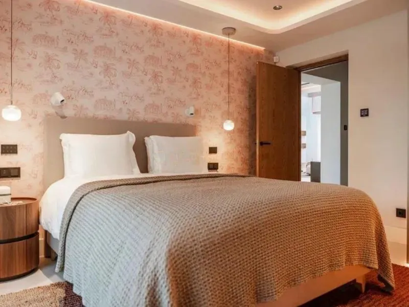 House - Detached Villa в продаже в Marbella, Málaga. В доме 5 спален и 5 ванных комнат. Площадь дома 300 м². Площадь участка 1500 м²