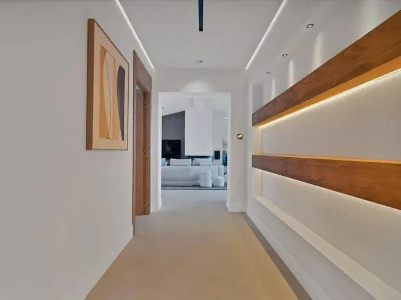 House - Detached Villa в продаже в Marbella, Málaga. В доме 5 спален и 5 ванных комнат. Площадь дома 300 м². Площадь участка 1500 м²
