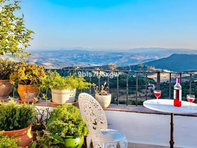 Private Hotel in Gaucín: a rare opportunity in one of Andalusia's most charming white villages