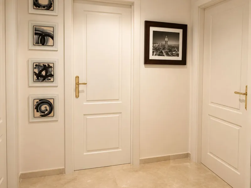 Spacious Ground Floor Apartment with Mountain & Sea Views in Gated La Quinta Urbanization
