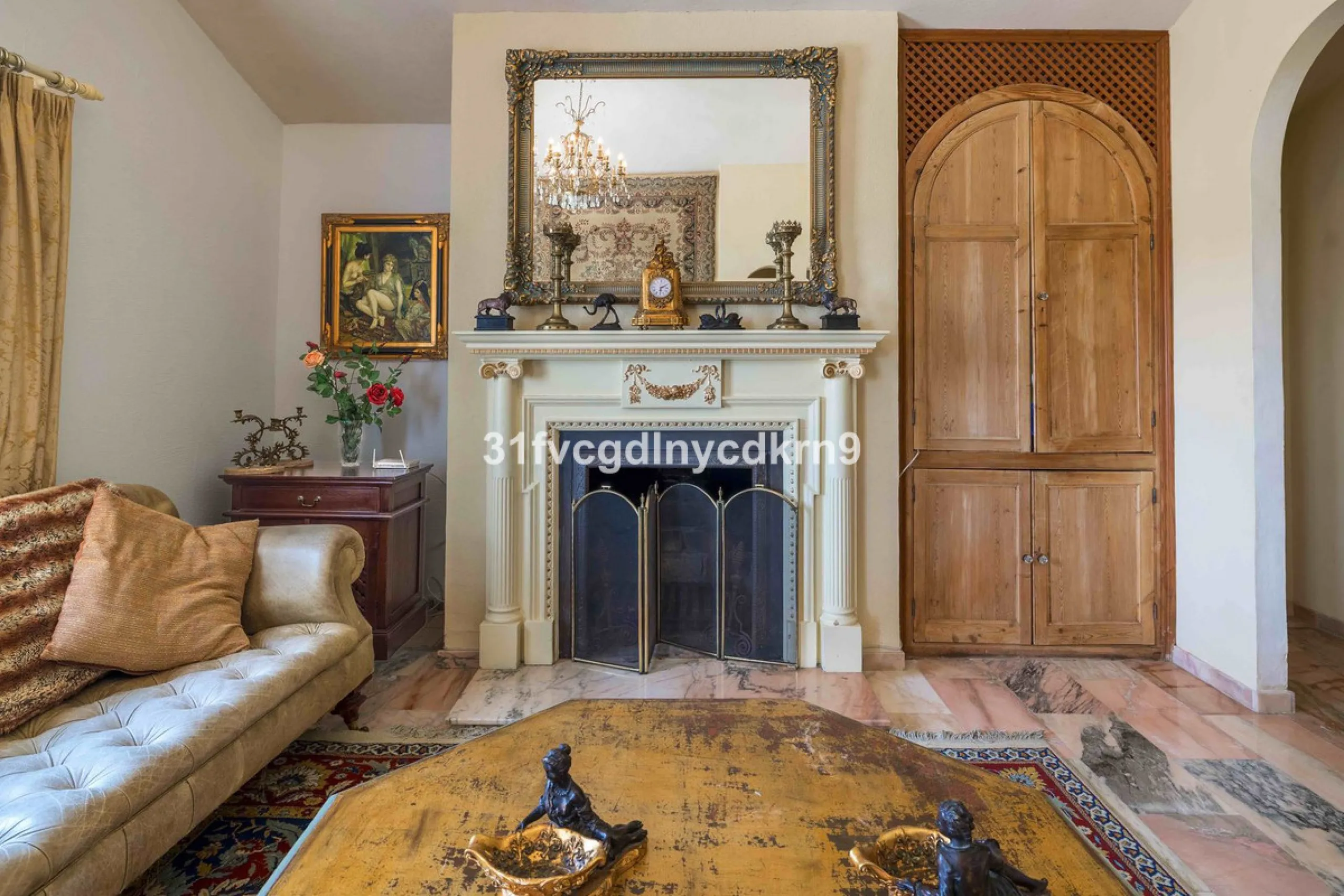 **Discover this Charming Villa in Valle Romano, Estepona** with tourist license