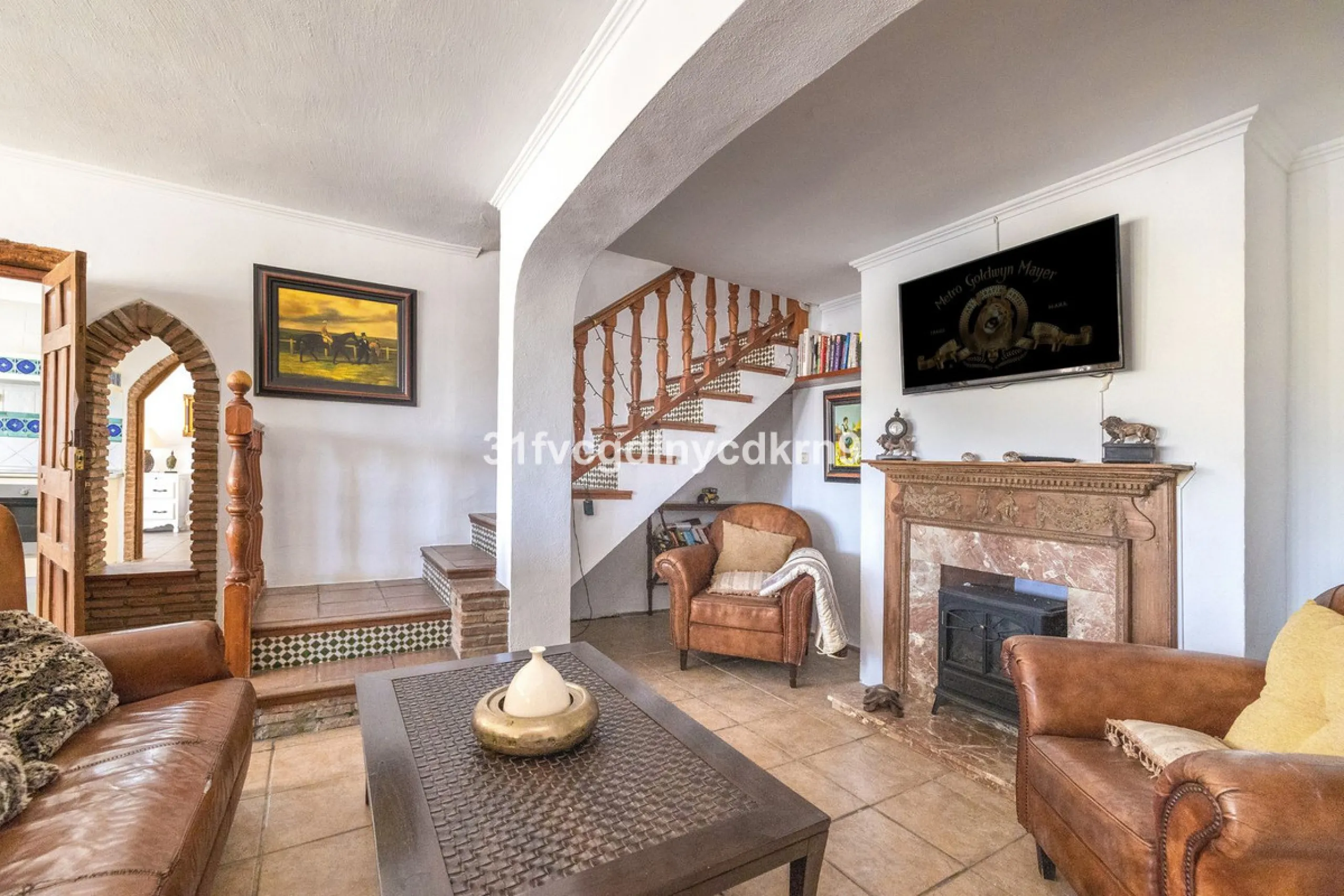 **Discover this Charming Villa in Valle Romano, Estepona** with tourist license