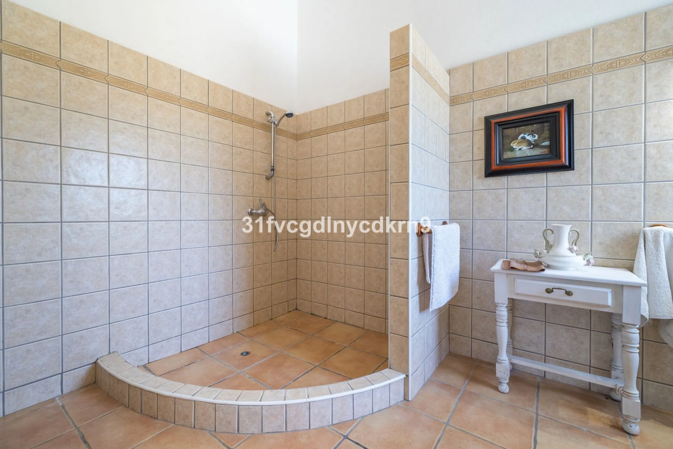 **Discover this Charming Villa in Valle Romano, Estepona** with tourist license