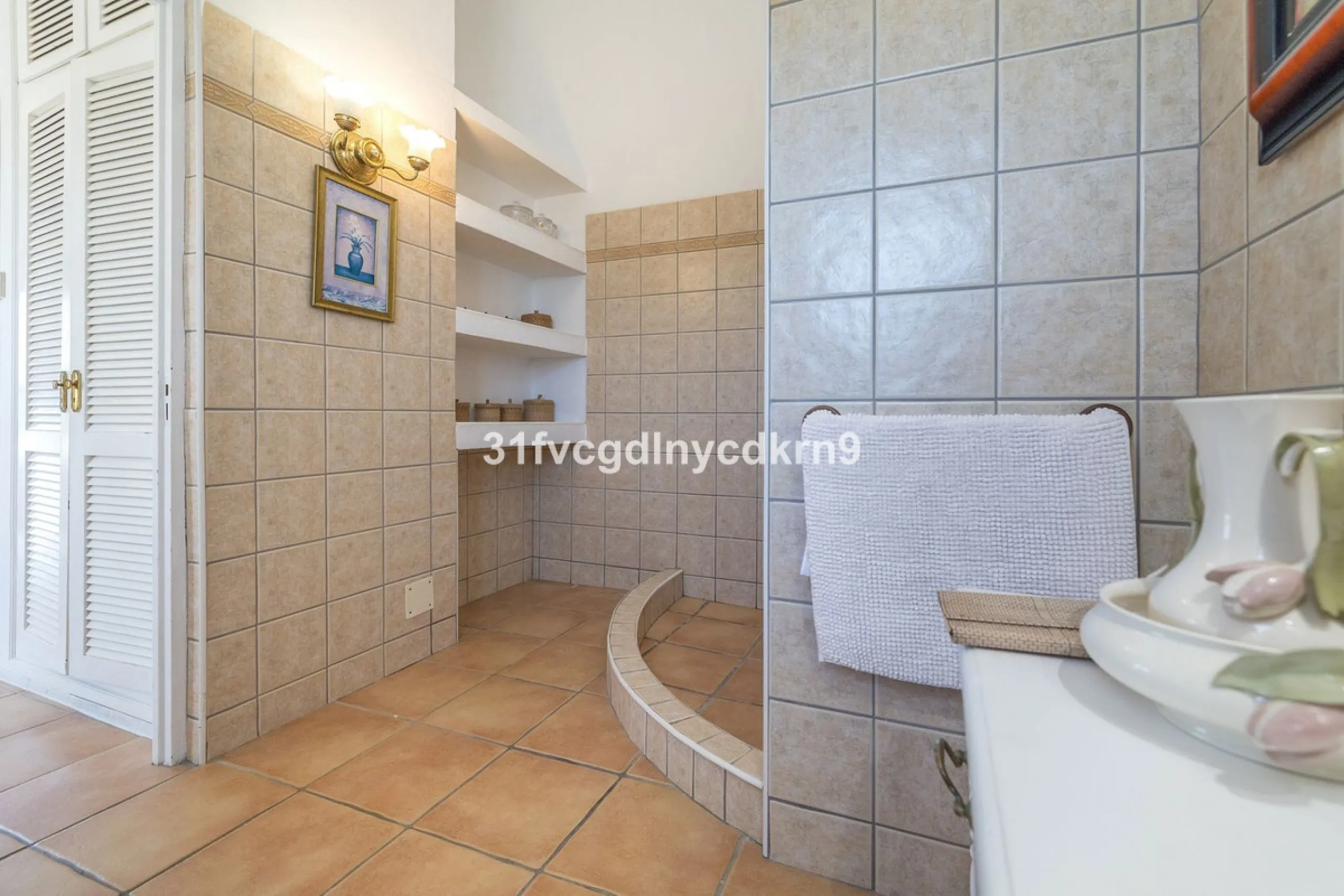 **Discover this Charming Villa in Valle Romano, Estepona** with tourist license