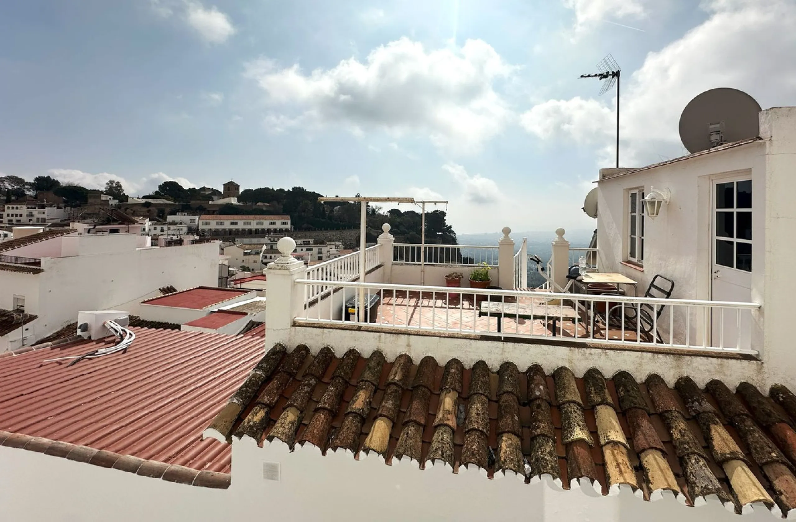 OPPORTUNITY! 4-bedroom house in Mijas Pueblo