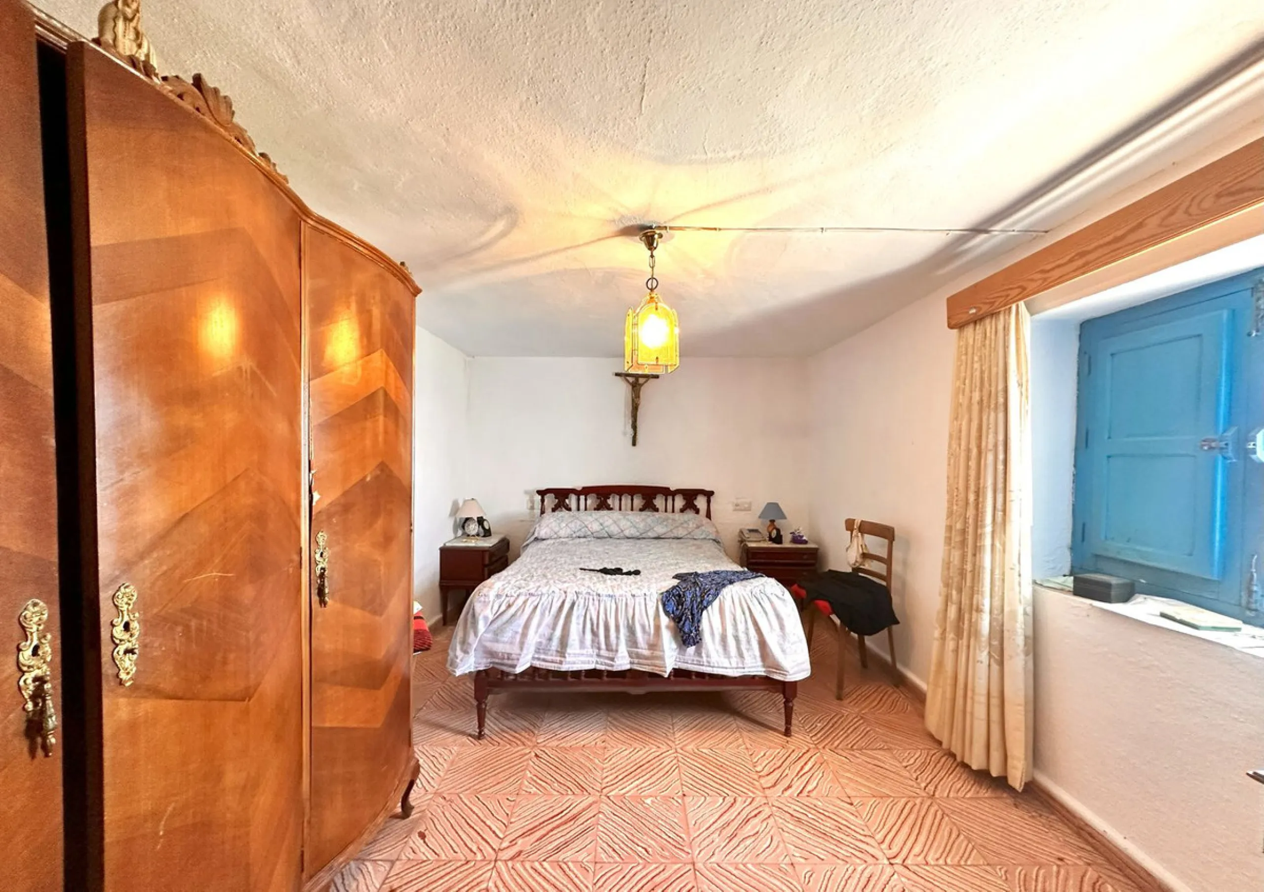 OPPORTUNITY! 4-bedroom house in Mijas Pueblo