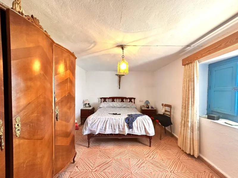 OPPORTUNITY! 4-bedroom house in Mijas Pueblo