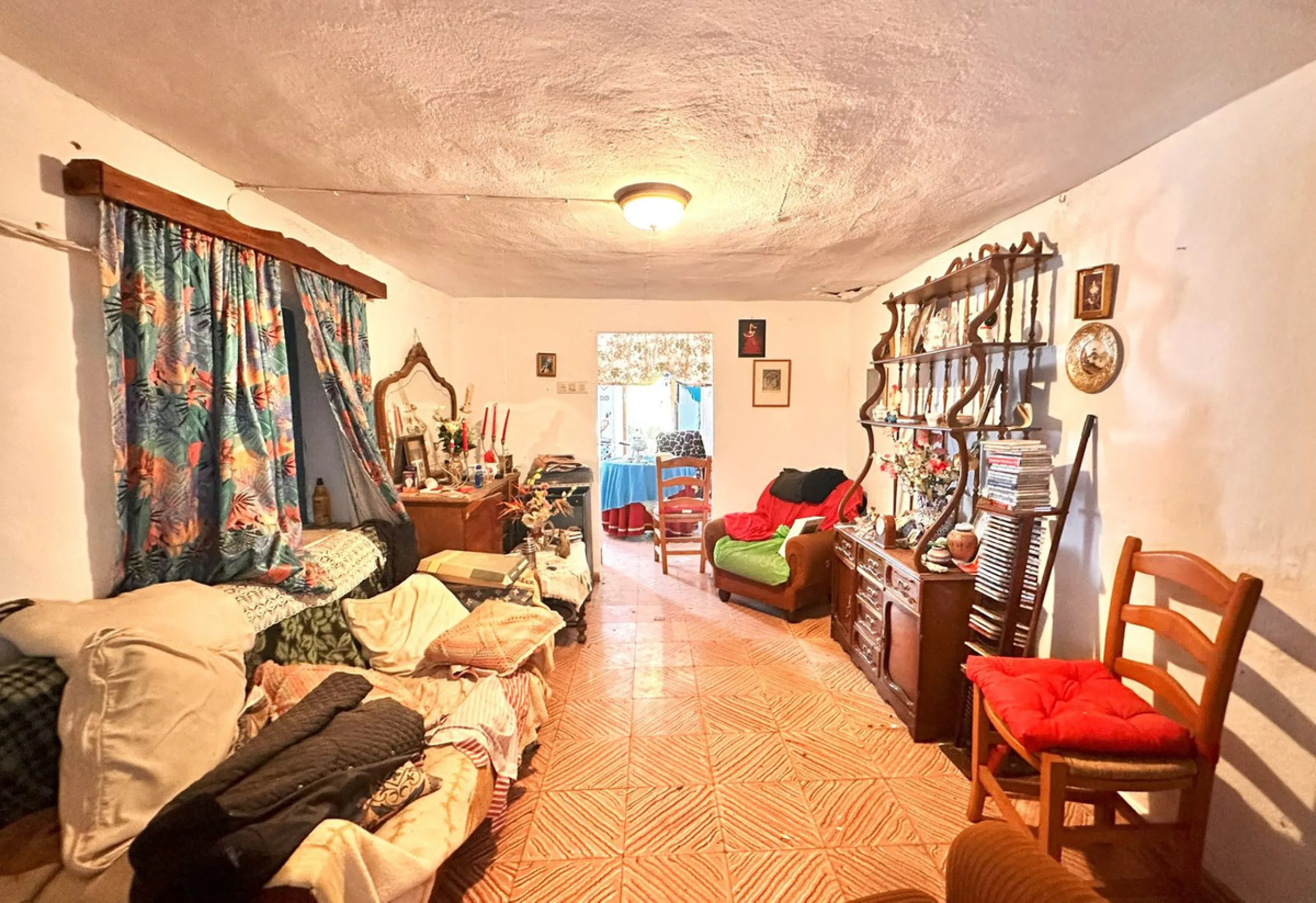 OPPORTUNITY! 4-bedroom house in Mijas Pueblo