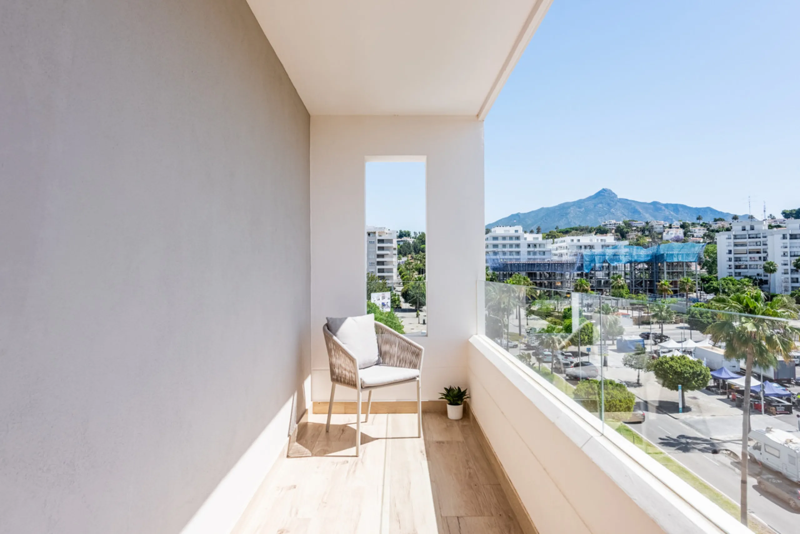 This brand new, never-before-occupied apartment is situated in the prestigious area of Nueva Andalucia, Marbella, Malaga, embodying both luxury and convenience on the renowned Costa Del Sol. Offering three bedrooms and two bathrooms, including an en-suite