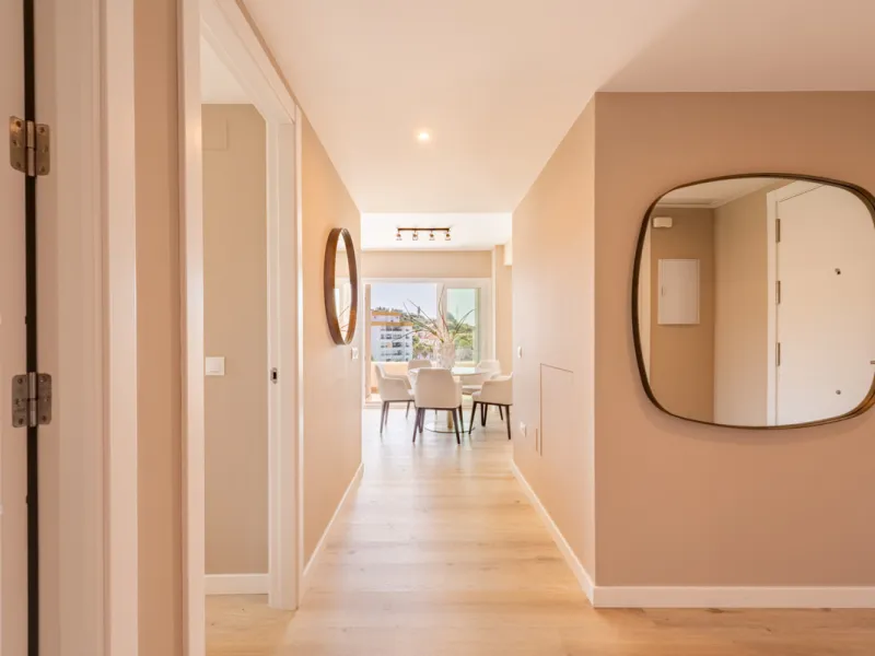 This brand new, never-before-occupied apartment is situated in the prestigious area of Nueva Andalucia, Marbella, Malaga, embodying both luxury and convenience on the renowned Costa Del Sol. Offering three bedrooms and two bathrooms, including an en-suite
