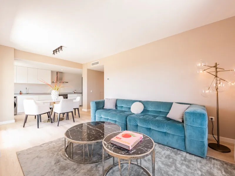 This brand new, never-before-occupied apartment is situated in the prestigious area of Nueva Andalucia, Marbella, Malaga, embodying both luxury and convenience on the renowned Costa Del Sol. Offering three bedrooms and two bathrooms, including an en-suite