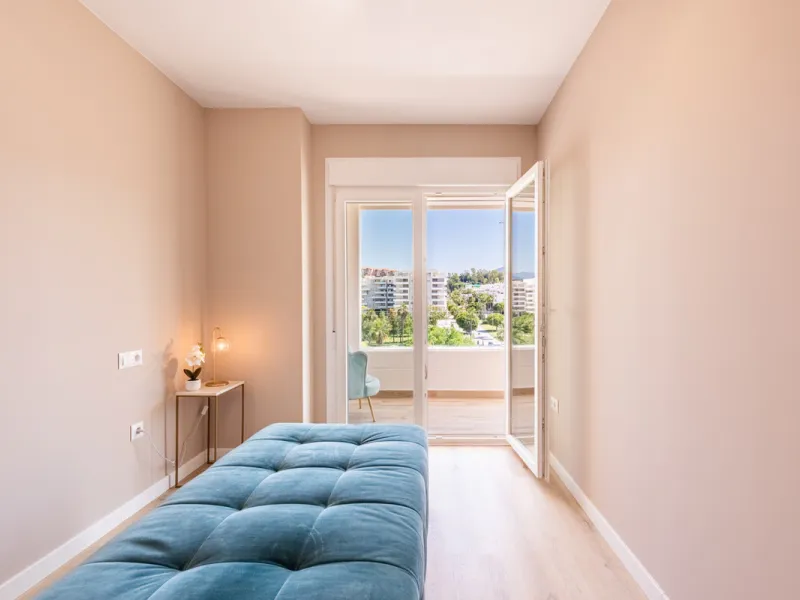 This brand new, never-before-occupied apartment is situated in the prestigious area of Nueva Andalucia, Marbella, Malaga, embodying both luxury and convenience on the renowned Costa Del Sol. Offering three bedrooms and two bathrooms, including an en-suite