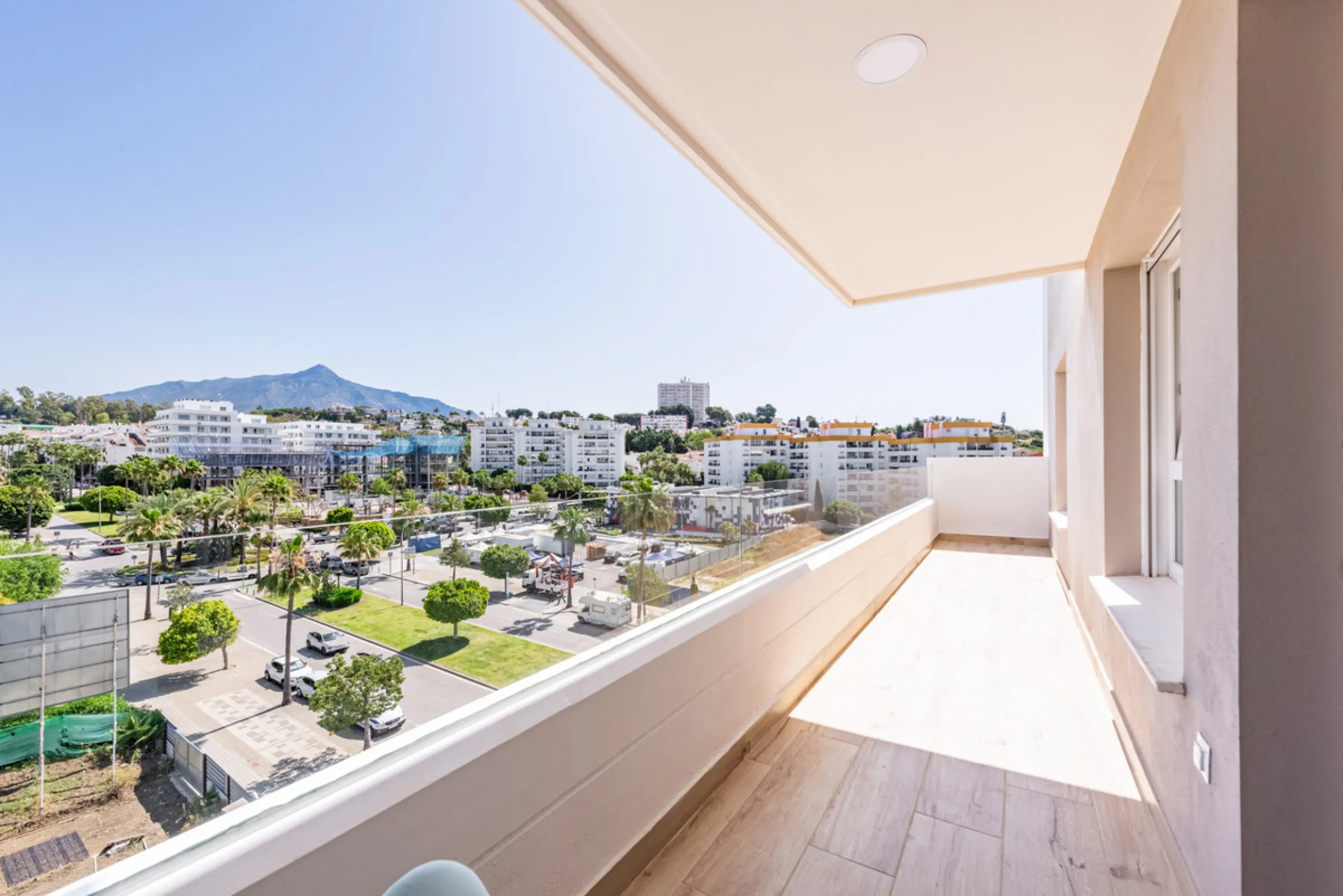 This brand new, never-before-occupied apartment is situated in the prestigious area of Nueva Andalucia, Marbella, Malaga, embodying both luxury and convenience on the renowned Costa Del Sol. Offering three bedrooms and two bathrooms, including an en-suite