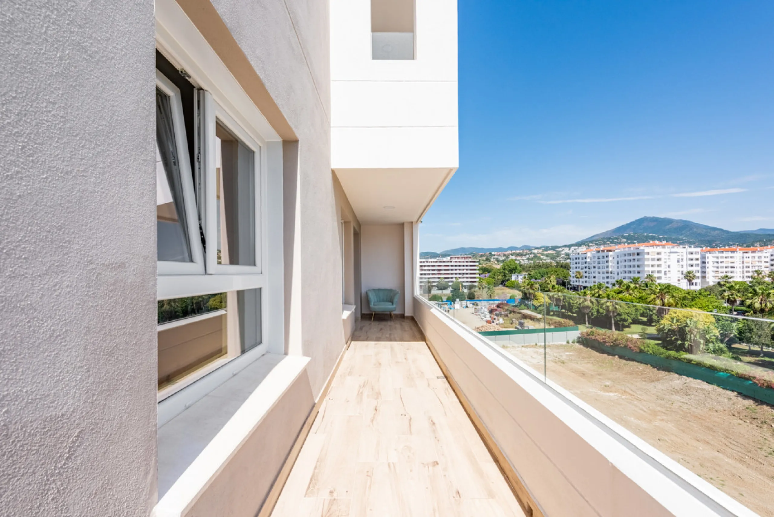 This brand new, never-before-occupied apartment is situated in the prestigious area of Nueva Andalucia, Marbella, Malaga, embodying both luxury and convenience on the renowned Costa Del Sol. Offering three bedrooms and two bathrooms, including an en-suite