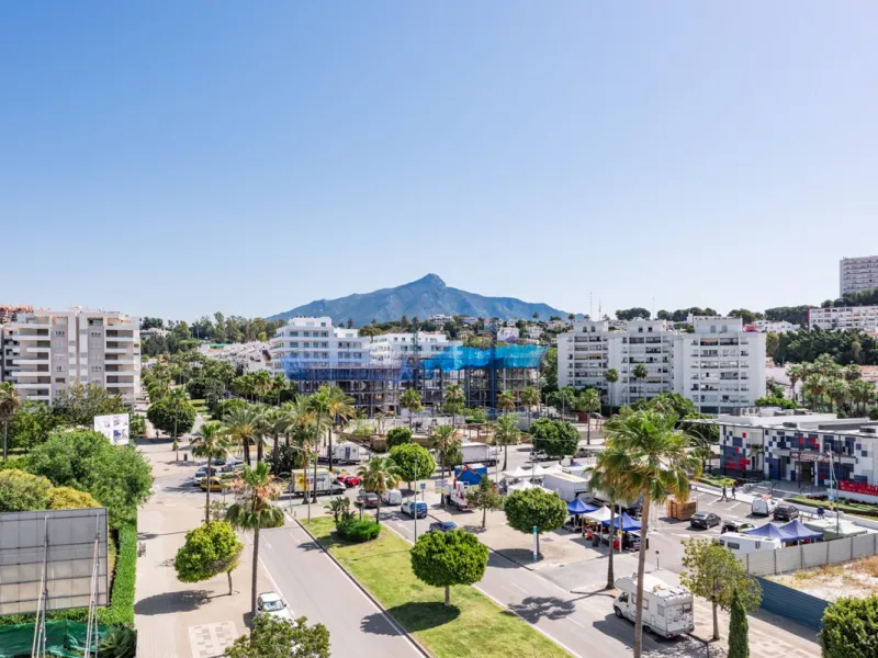 This brand new, never-before-occupied apartment is situated in the prestigious area of Nueva Andalucia, Marbella, Malaga, embodying both luxury and convenience on the renowned Costa Del Sol. Offering three bedrooms and two bathrooms, including an en-suite