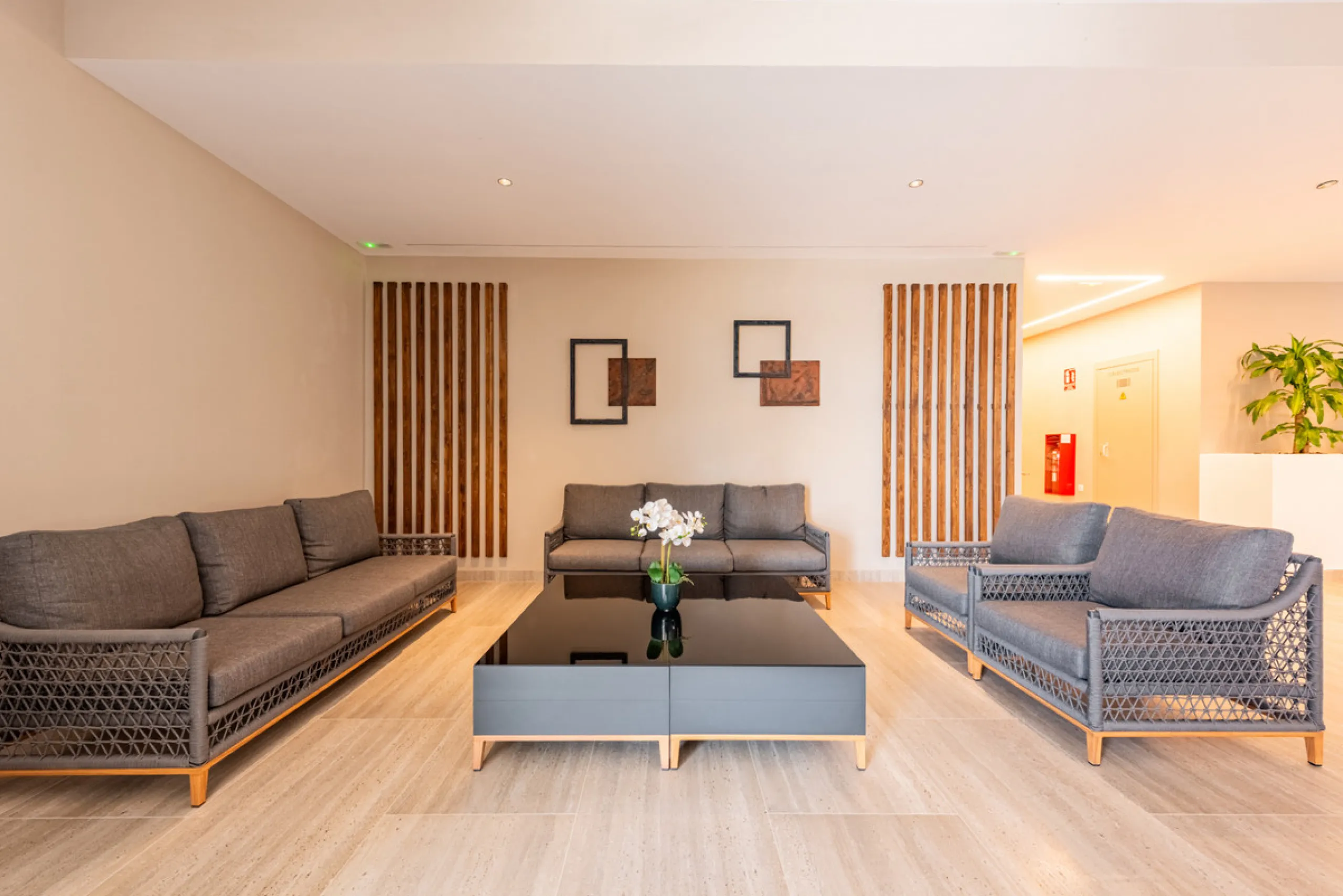This brand new, never-before-occupied apartment is situated in the prestigious area of Nueva Andalucia, Marbella, Malaga, embodying both luxury and convenience on the renowned Costa Del Sol. Offering three bedrooms and two bathrooms, including an en-suite