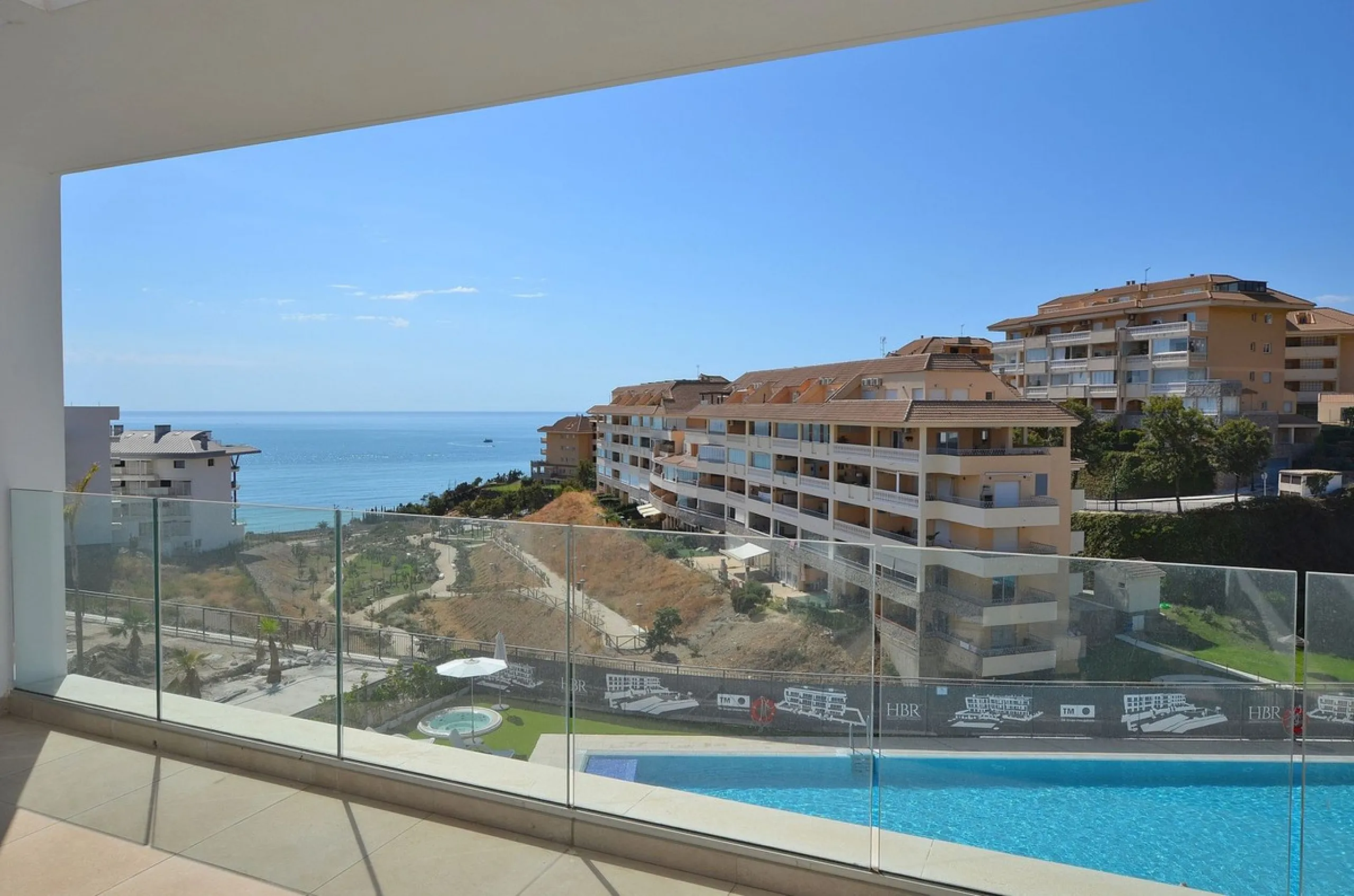 BRAND NEW PENTHOUSE with stunning SEA VIEWS in Higuerón!