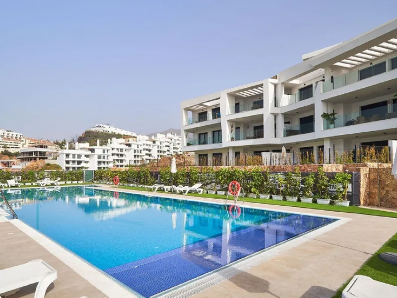 BRAND NEW PENTHOUSE with stunning SEA VIEWS in Higuerón!