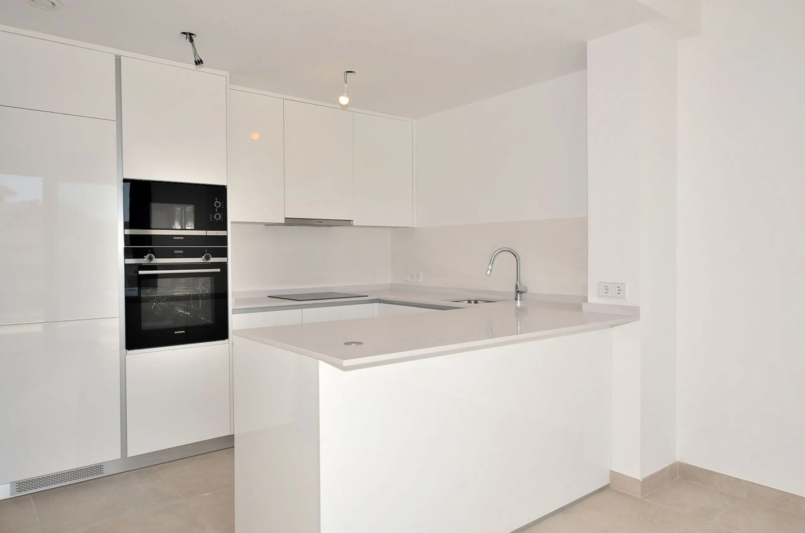 BRAND NEW PENTHOUSE with stunning SEA VIEWS in Higuerón!