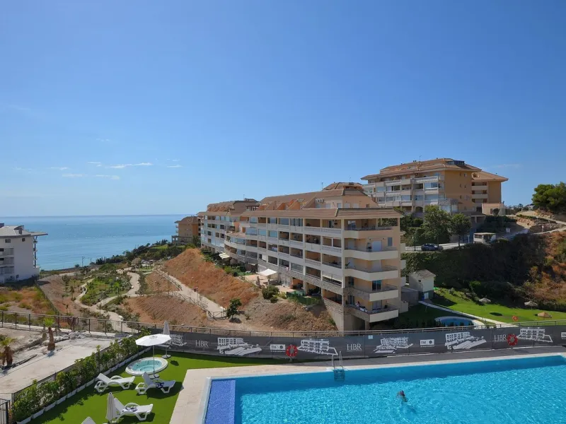 BRAND NEW PENTHOUSE with stunning SEA VIEWS in Higuerón!