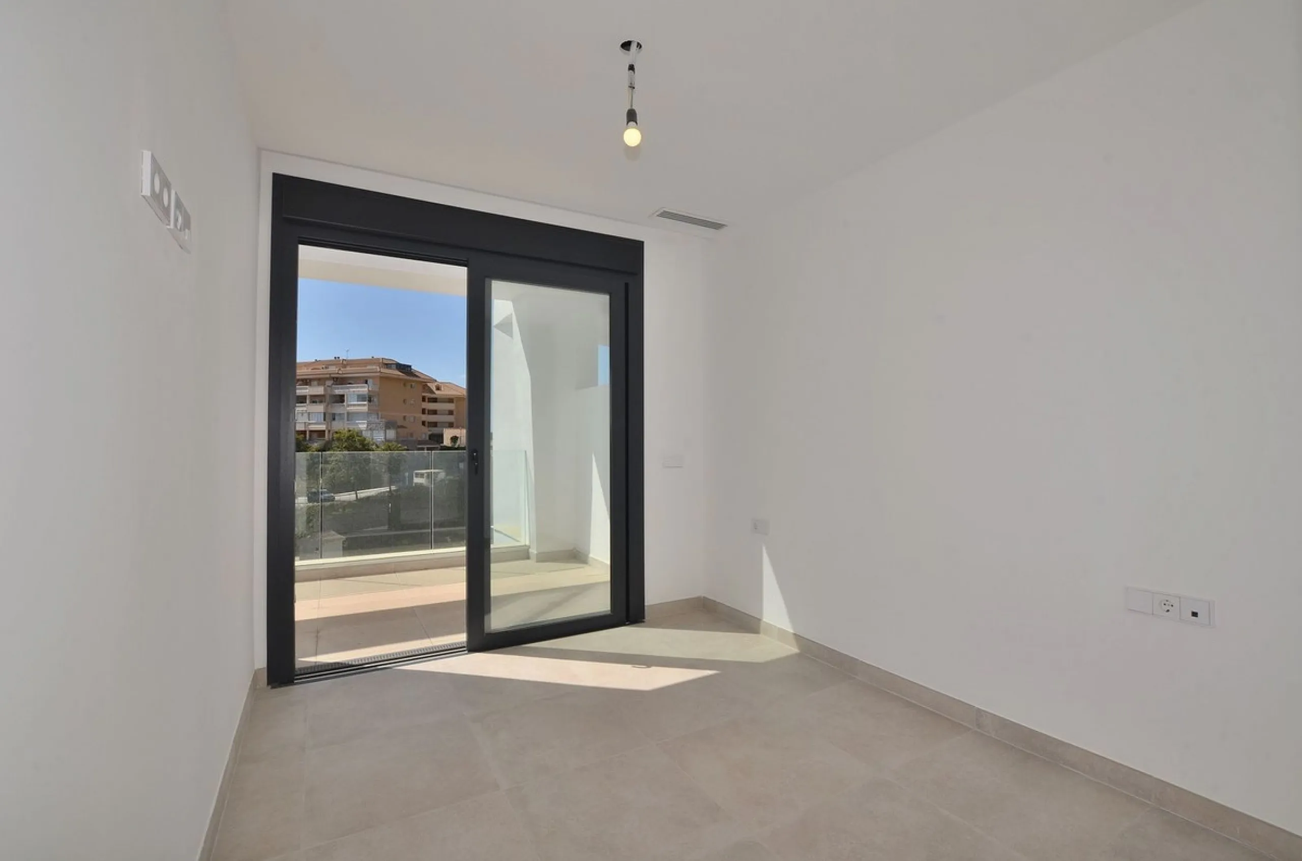 BRAND NEW PENTHOUSE with stunning SEA VIEWS in Higuerón!