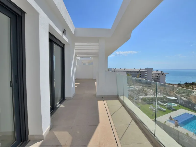 BRAND NEW PENTHOUSE with stunning SEA VIEWS in Higuerón!