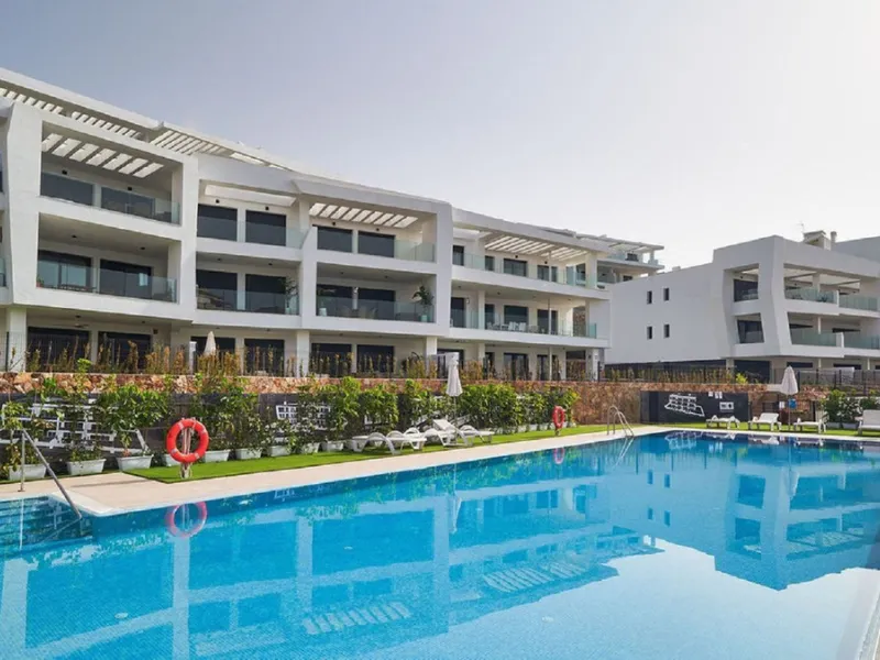 BRAND NEW PENTHOUSE with stunning SEA VIEWS in Higuerón!