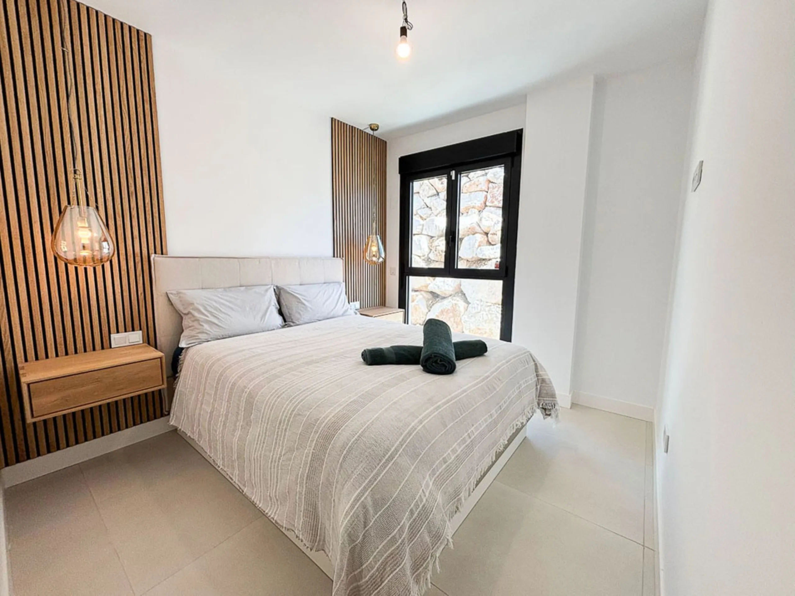 Apartment - Middle Floor Apartment в продаже в Fuengirola, Málaga. В доме 3 спален и 2 ванных комнат. Площадь дома 127 м²