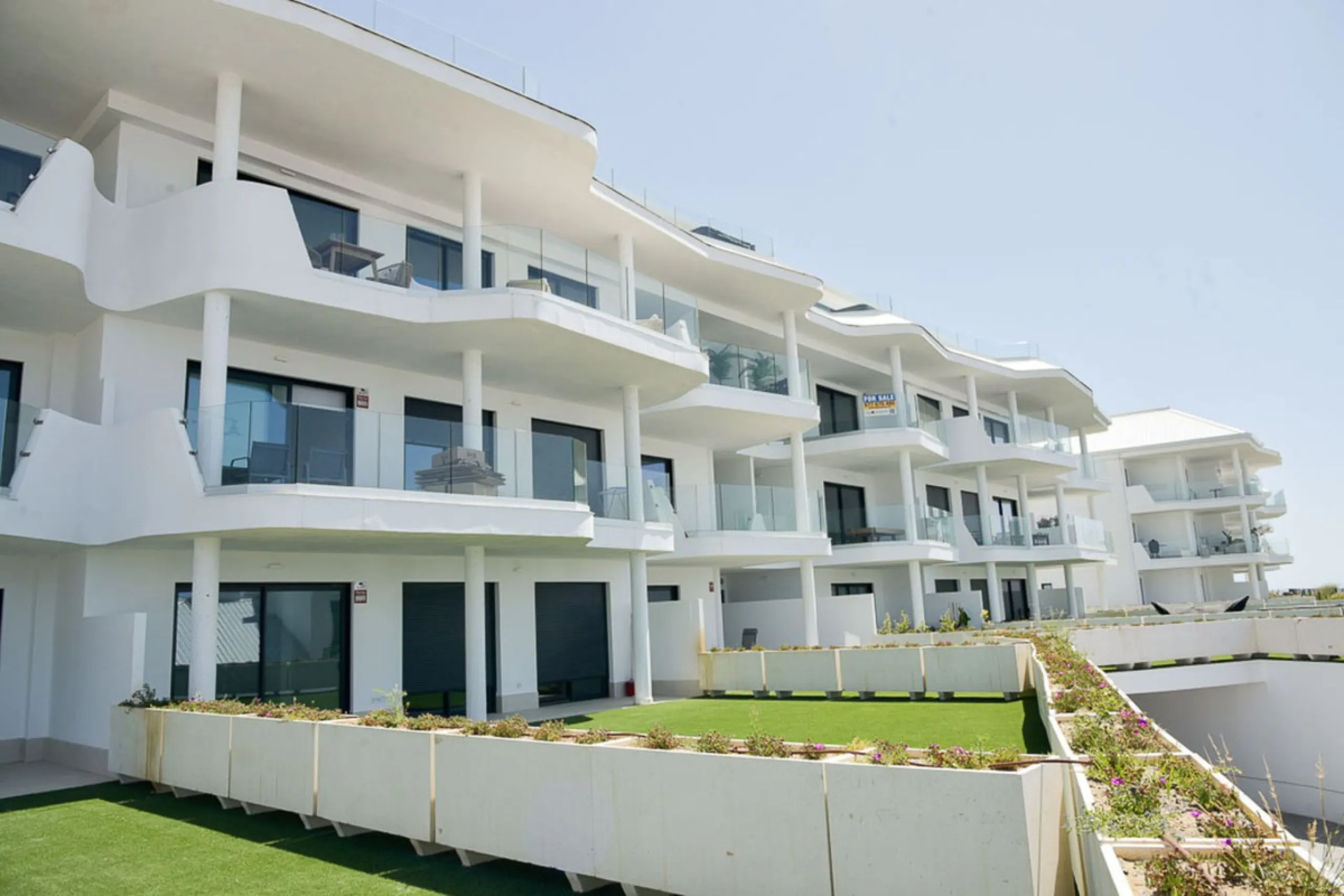 Apartment - Middle Floor Apartment в продаже в Fuengirola, Málaga. В доме 3 спален и 2 ванных комнат. Площадь дома 127 м²