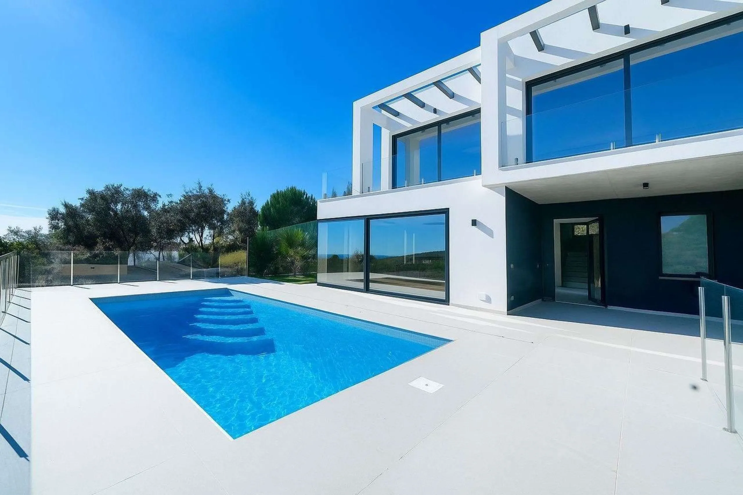 Modern and bright villa with sea views in Els Pinars, Lloret de Mar