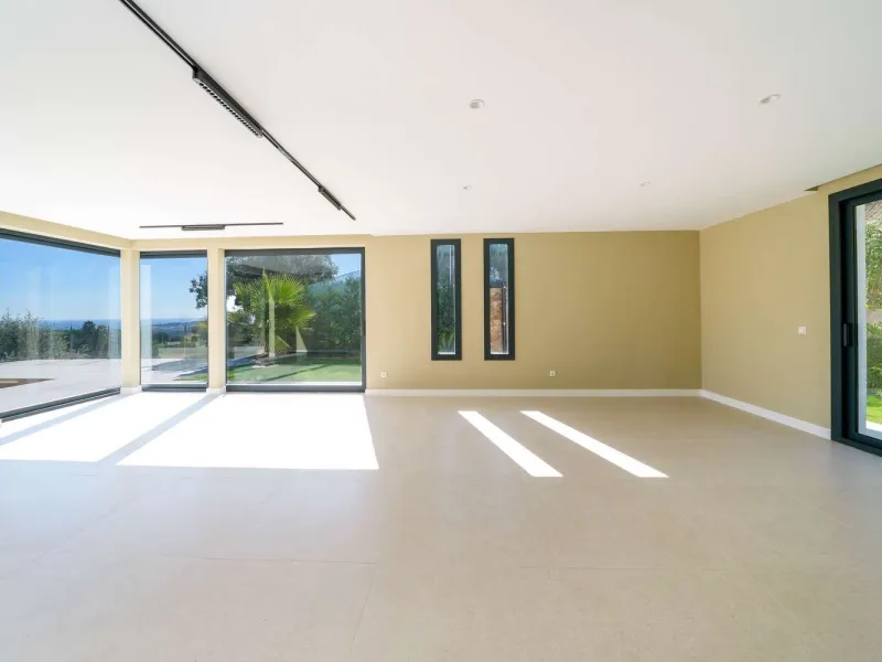 Modern and bright villa with sea views in Els Pinars, Lloret de Mar