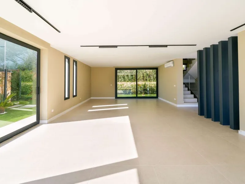 Modern and bright villa with sea views in Els Pinars, Lloret de Mar