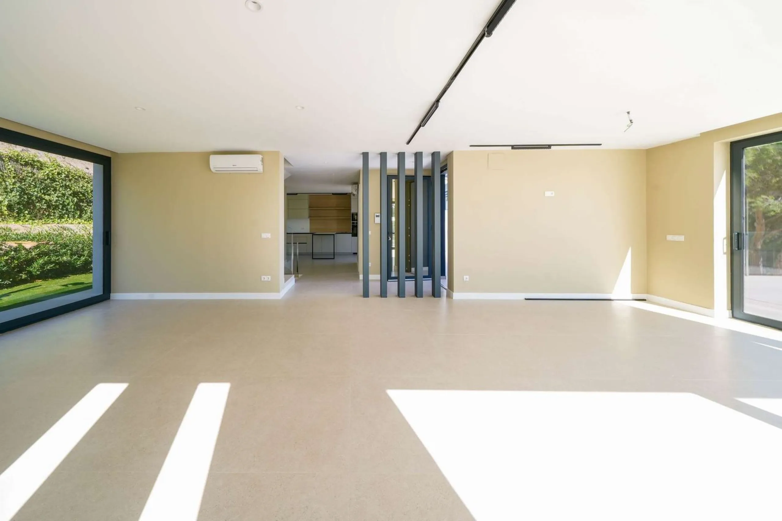 Modern and bright villa with sea views in Els Pinars, Lloret de Mar