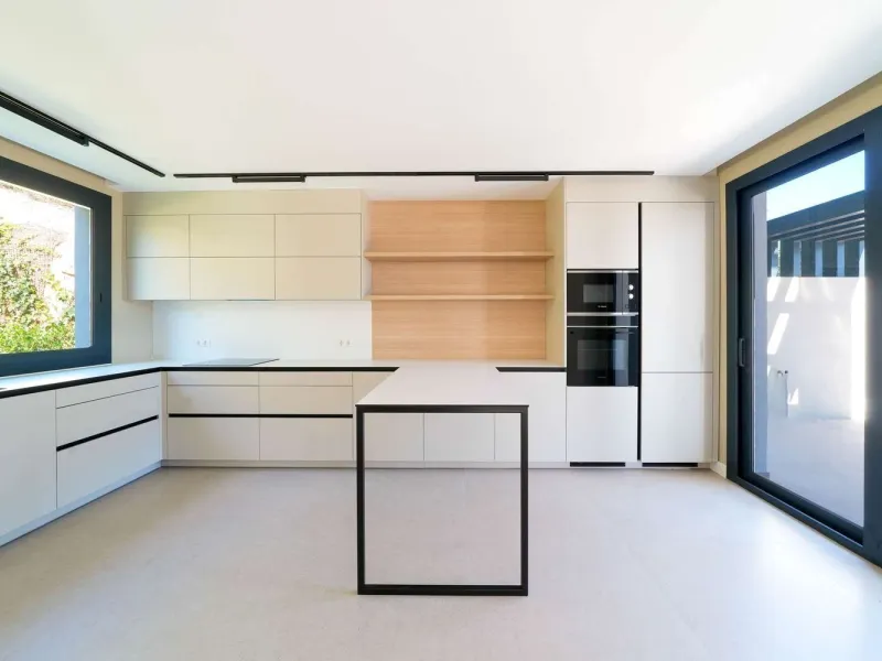 Modern and bright villa with sea views in Els Pinars, Lloret de Mar