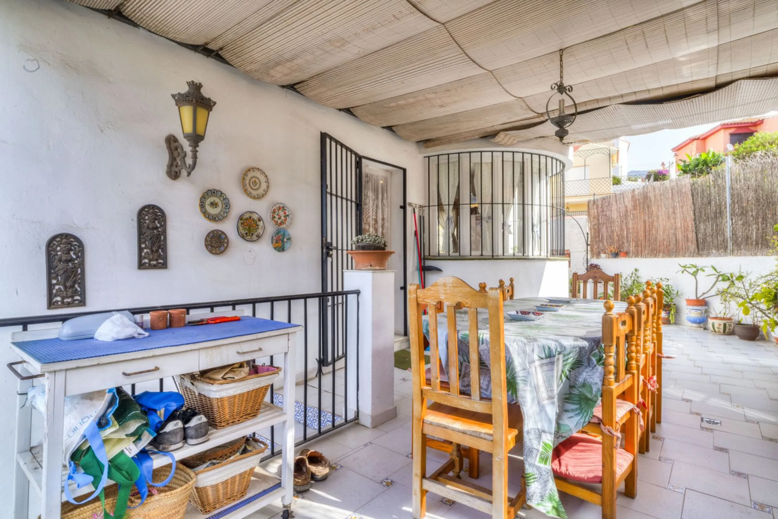 Villa in Central Marbella  fantastic reform project. – Incredible Potential.