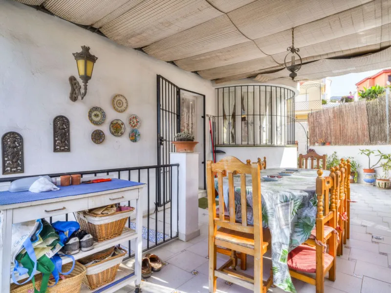 Villa in Central Marbella  fantastic reform project. – Incredible Potential.