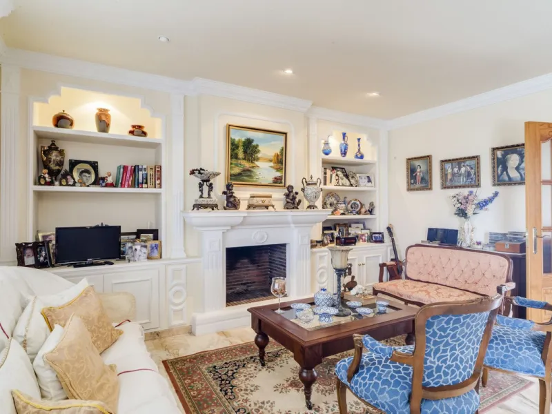 Villa in Central Marbella  fantastic reform project. – Incredible Potential.