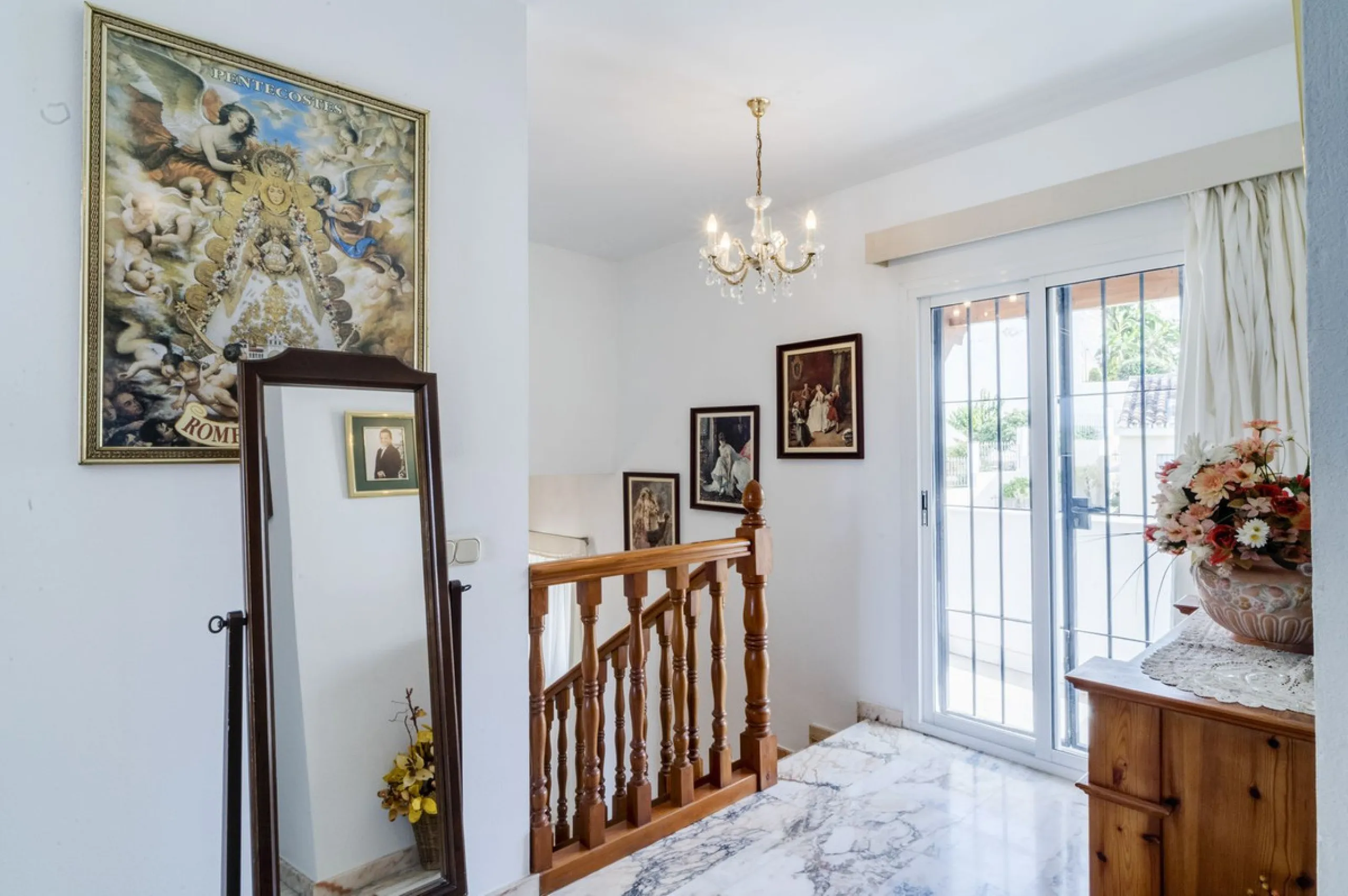 Villa in Central Marbella  fantastic reform project. – Incredible Potential.