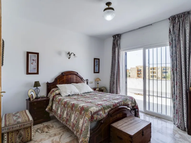 Villa in Central Marbella  fantastic reform project. – Incredible Potential.