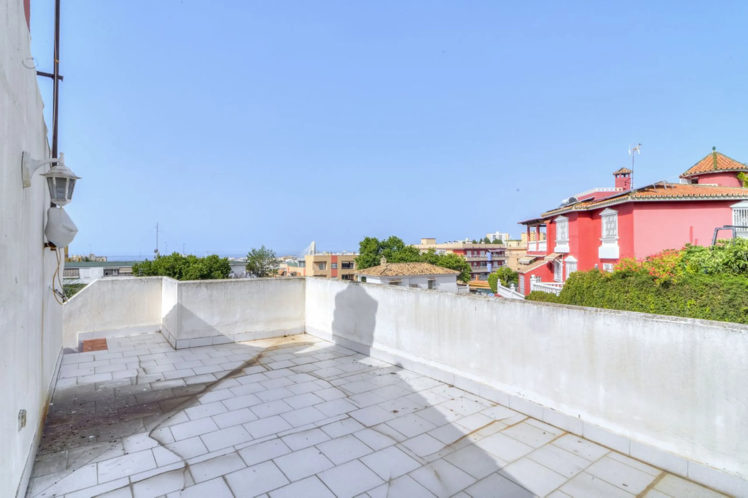 Villa in Central Marbella  fantastic reform project. – Incredible Potential.