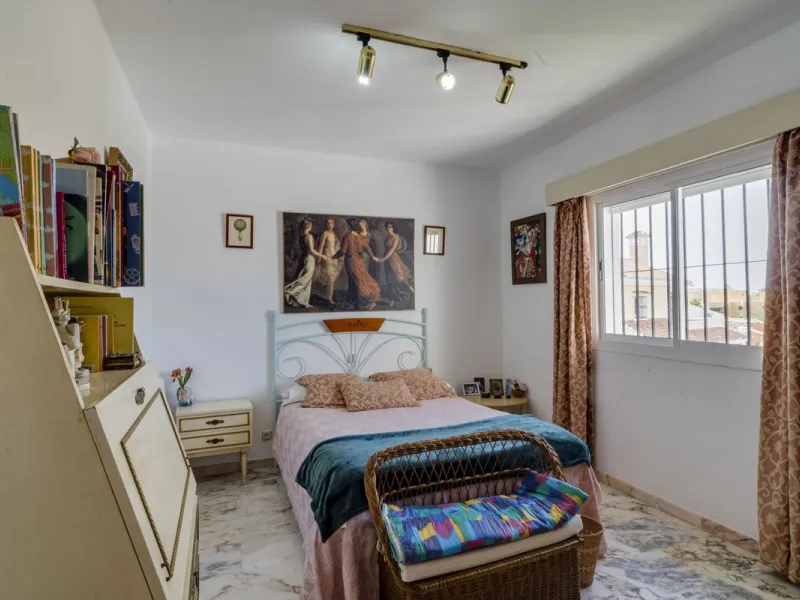 Villa in Central Marbella  fantastic reform project. – Incredible Potential.