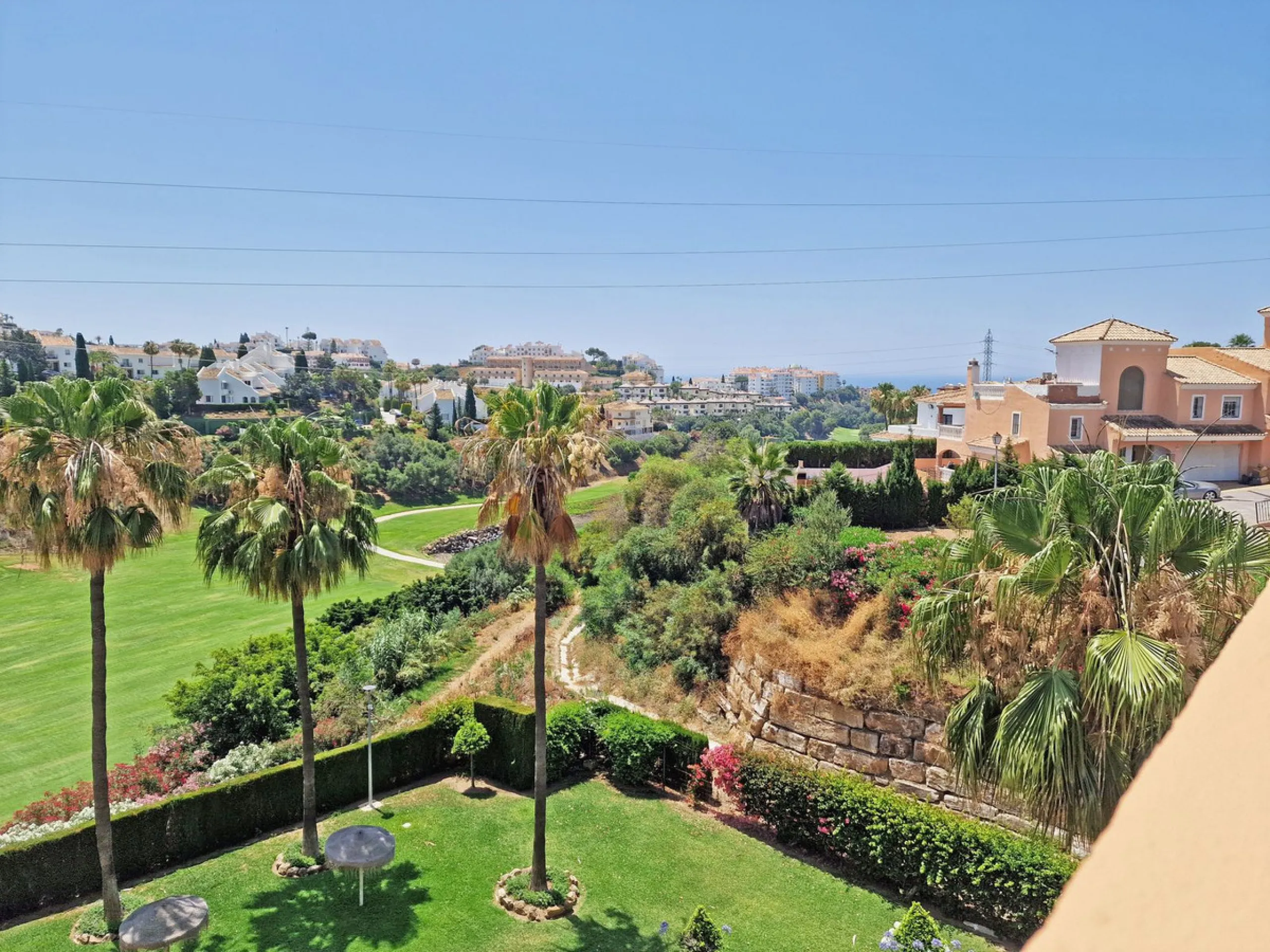 Stunning Penthouse Duplex with Open Golf & Sea Views – Riviera del Sol