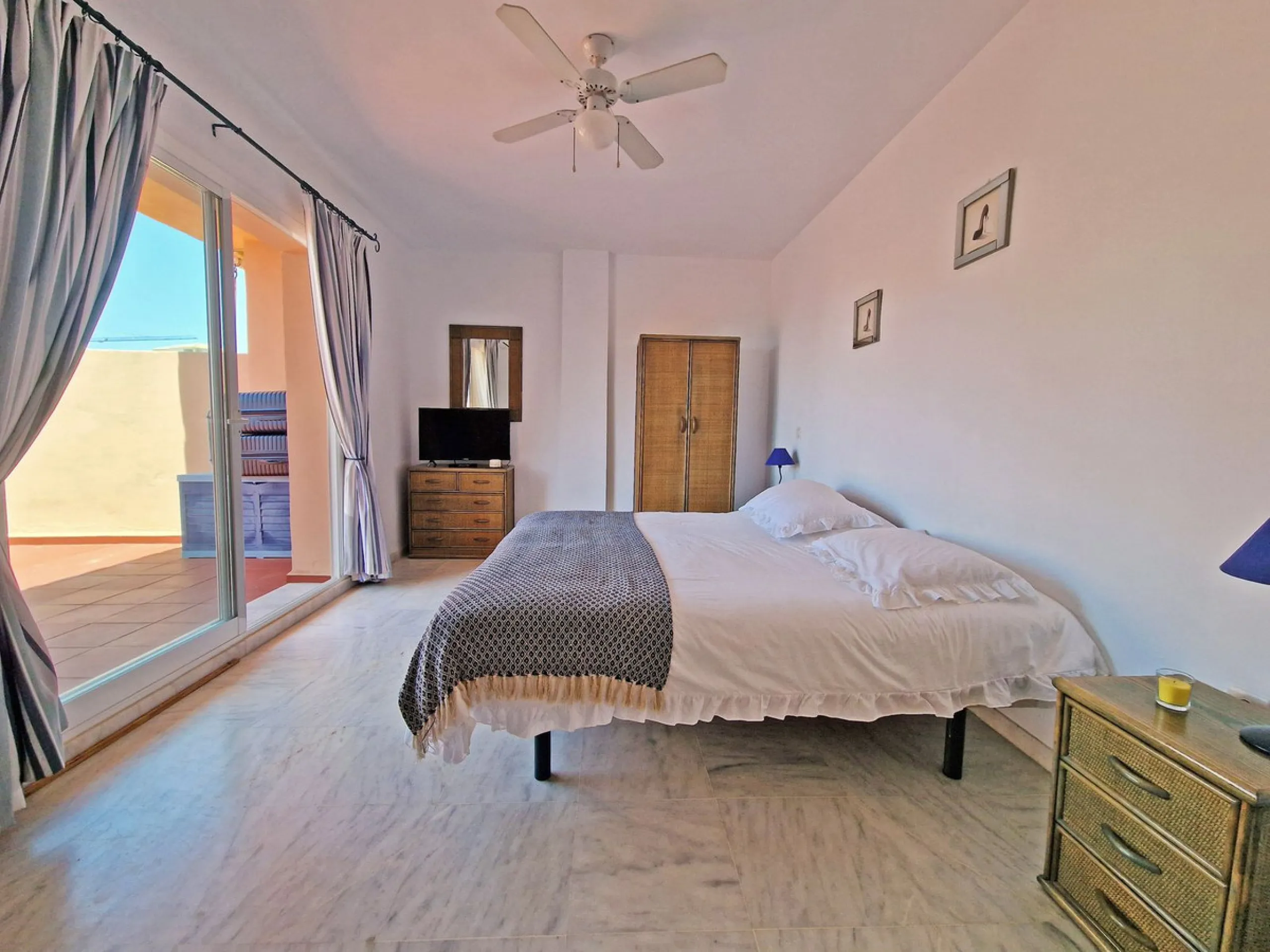 Stunning Penthouse Duplex with Open Golf & Sea Views – Riviera del Sol