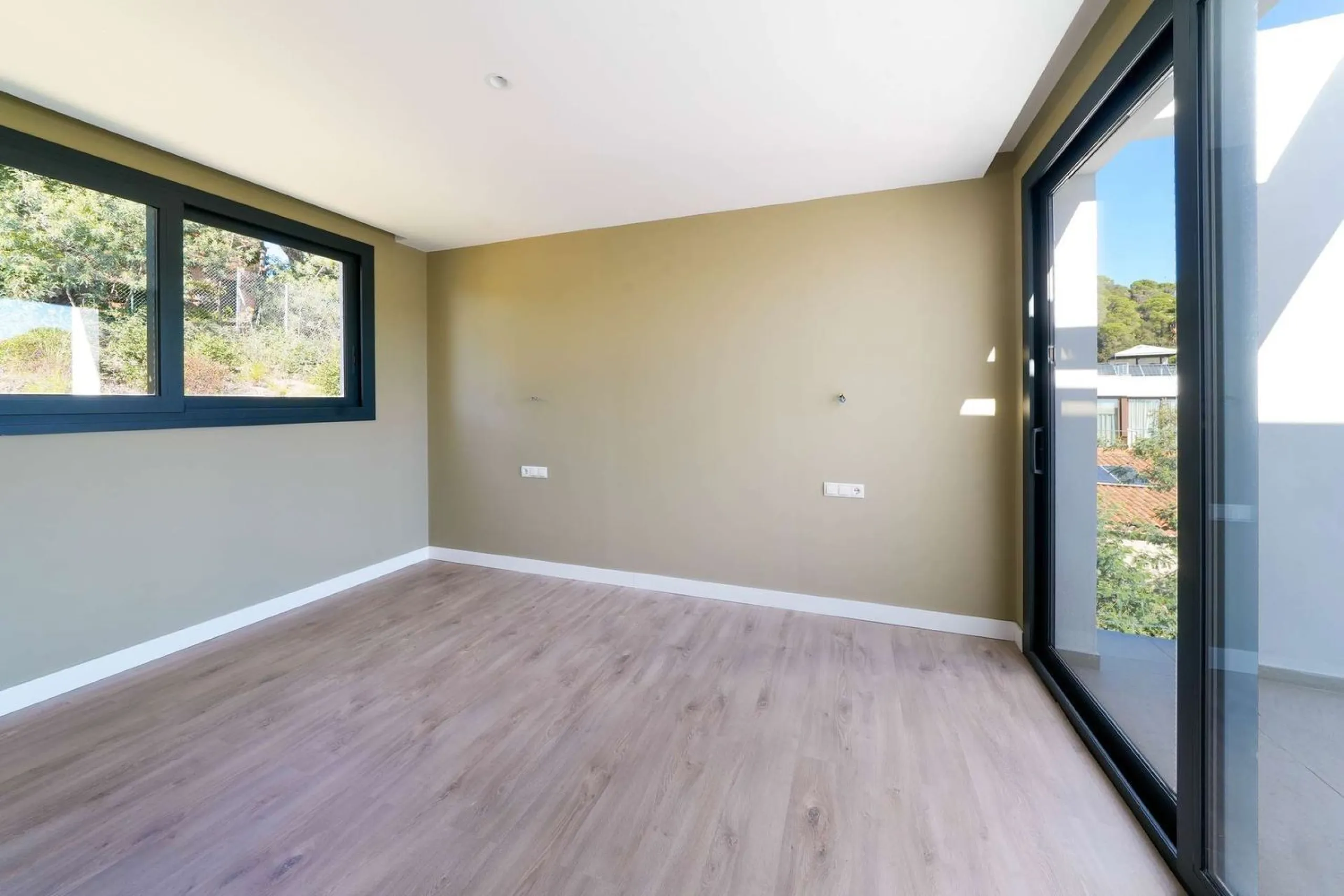 Modern and bright villa with sea views in Els Pinars, Lloret de Mar