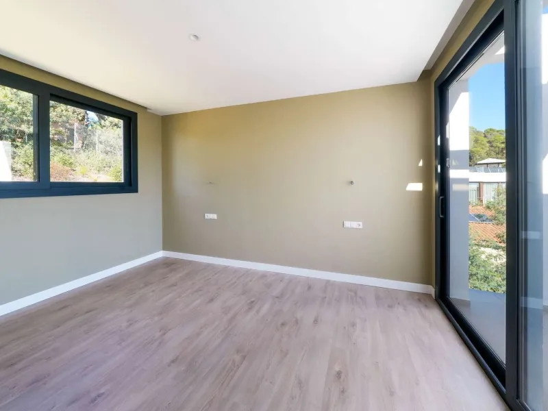 Modern and bright villa with sea views in Els Pinars, Lloret de Mar